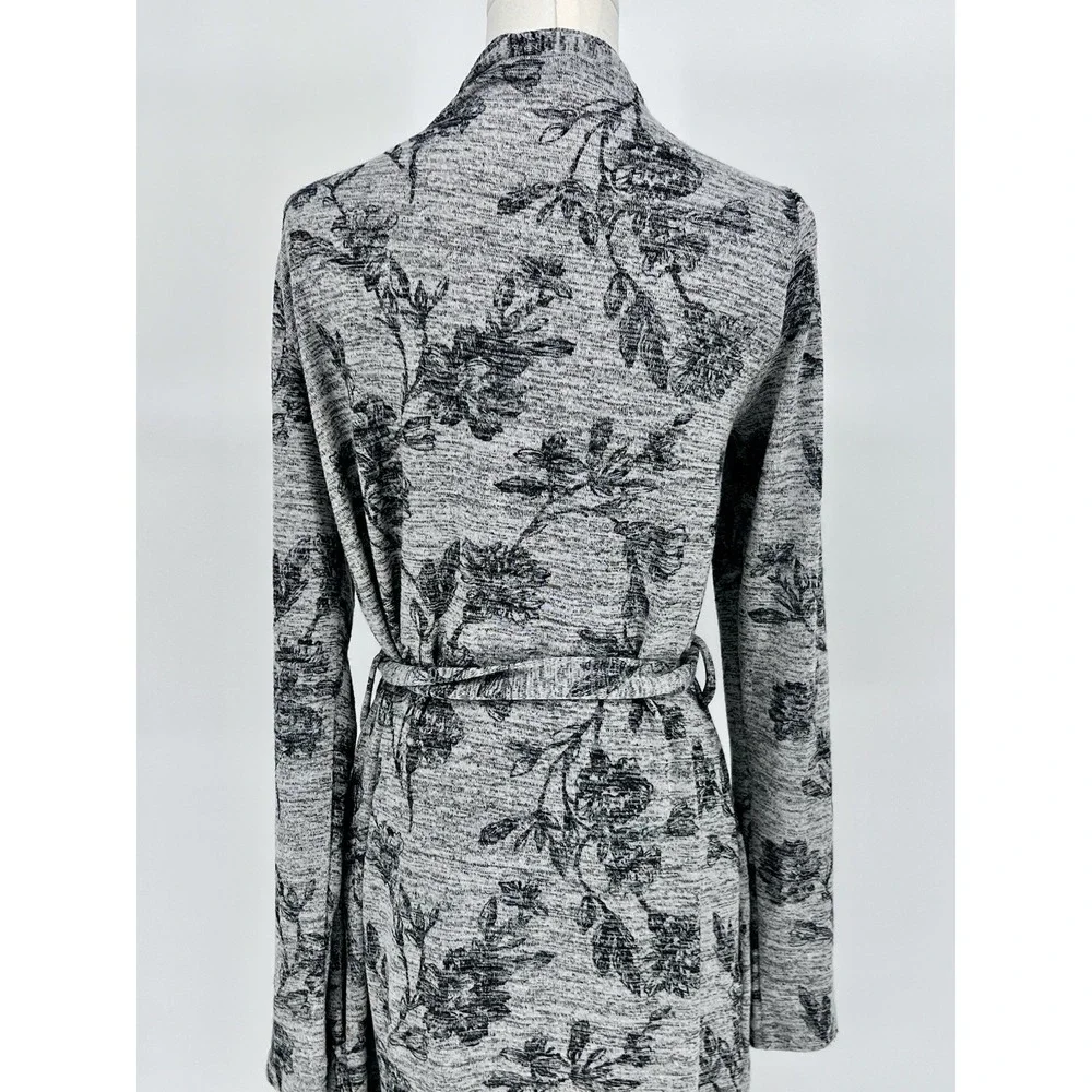 Latched Mama Maternity Robe Gray Floral Print Pockets Nursing Stretchy Size XS/S
